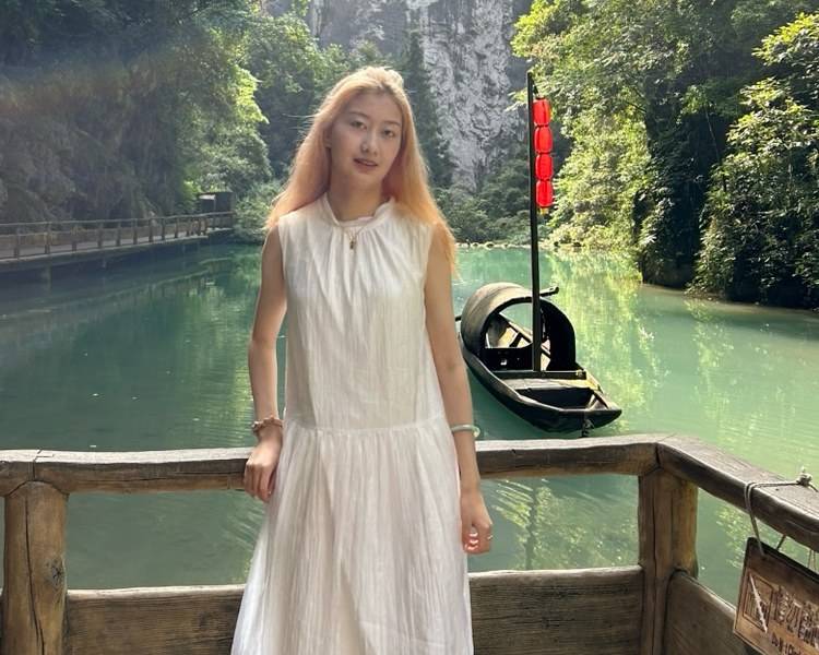 艺人背景图