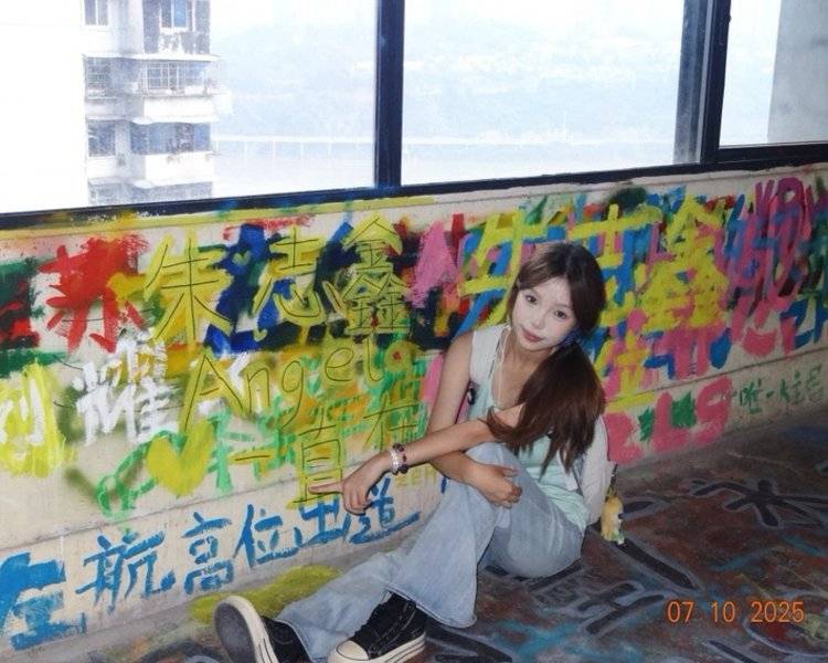 艺人背景图