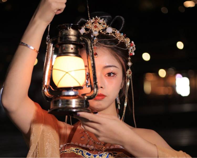 艺人背景图