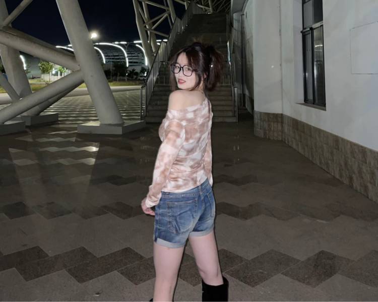 艺人背景图