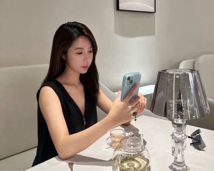 艺人背景图