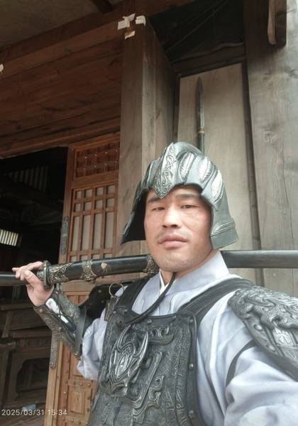 推荐艺人