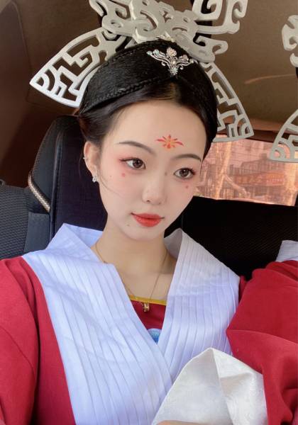推荐艺人