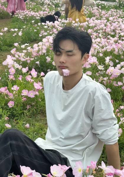 推荐艺人