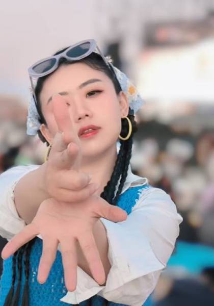 推荐艺人