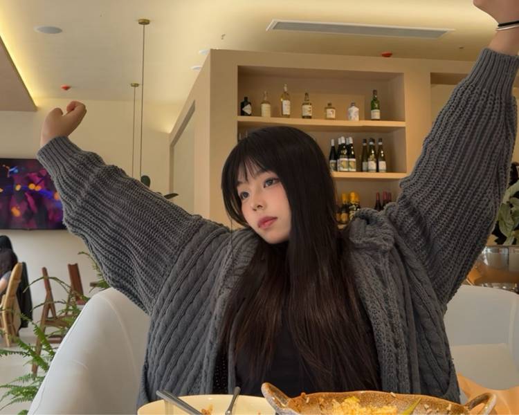 艺人背景图