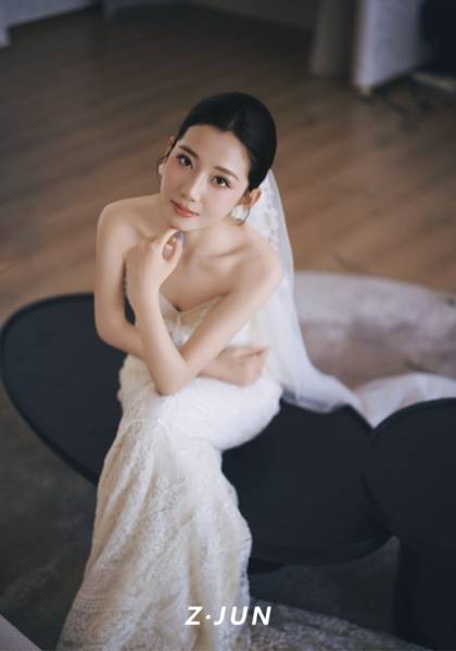 王哪跑的形象照片