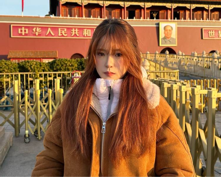 艺人背景图