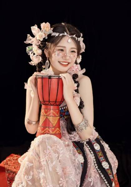 推荐艺人