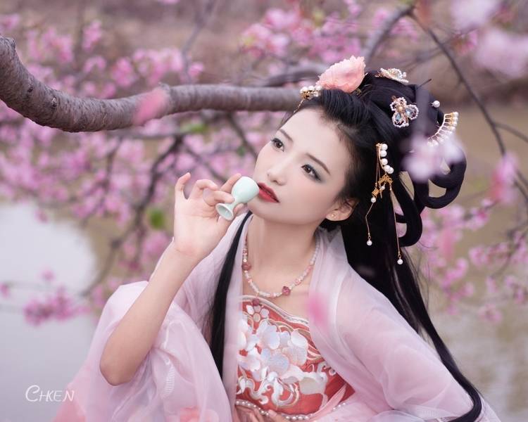艺人背景图