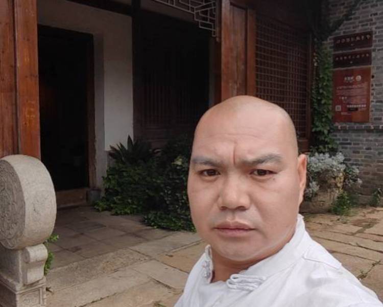 艺人背景图