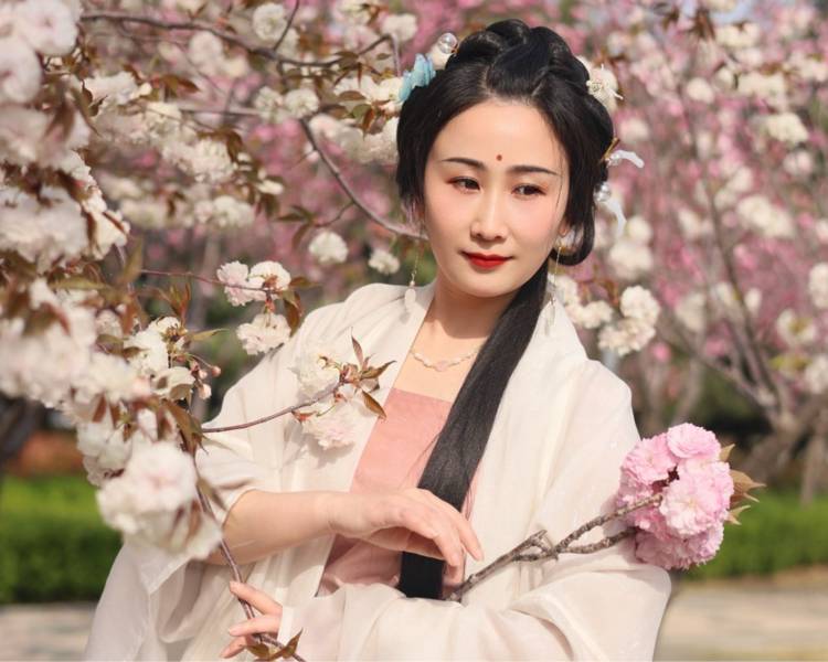 艺人背景图