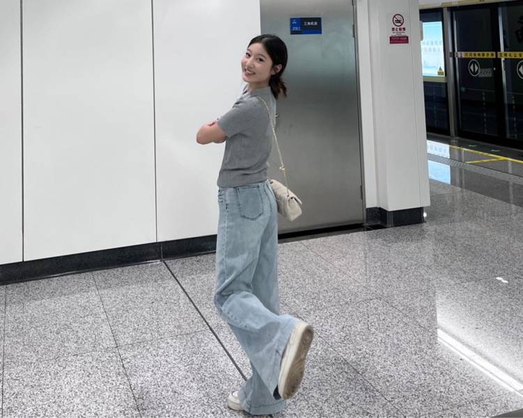 艺人背景图
