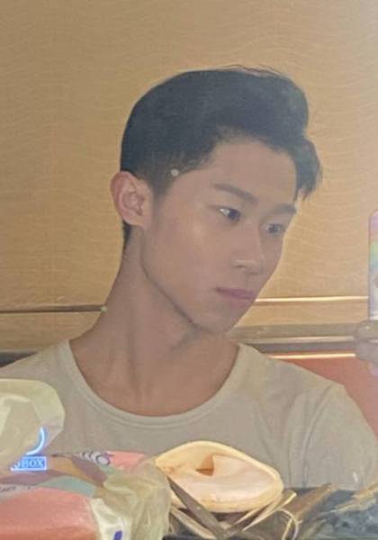 推荐艺人
