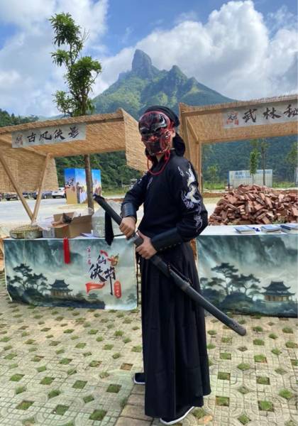 推荐艺人