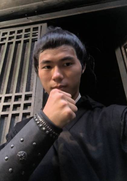 推荐艺人