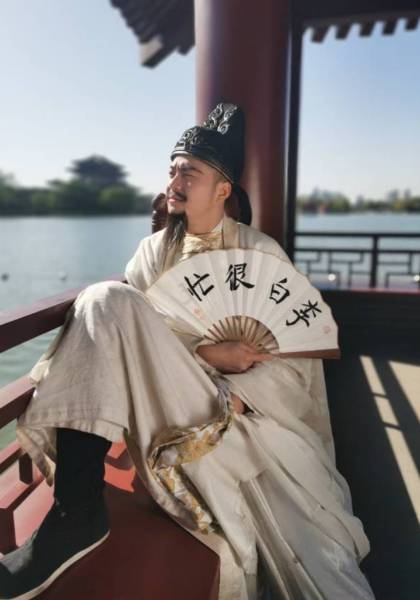 推荐艺人