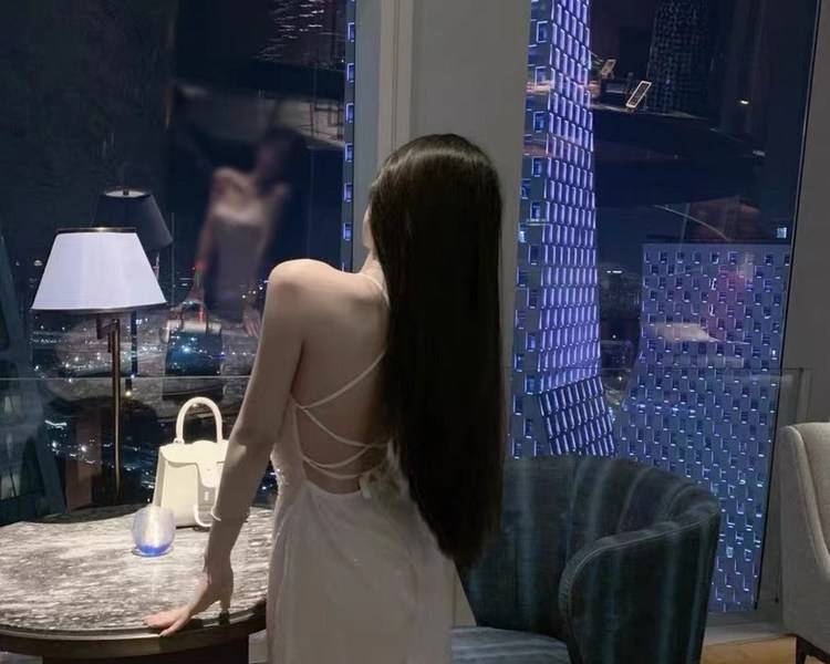 艺人背景图