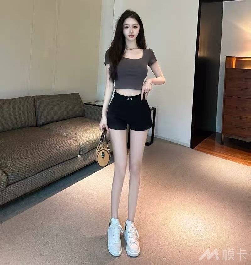 通告图片
