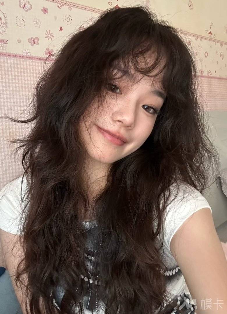 通告图片