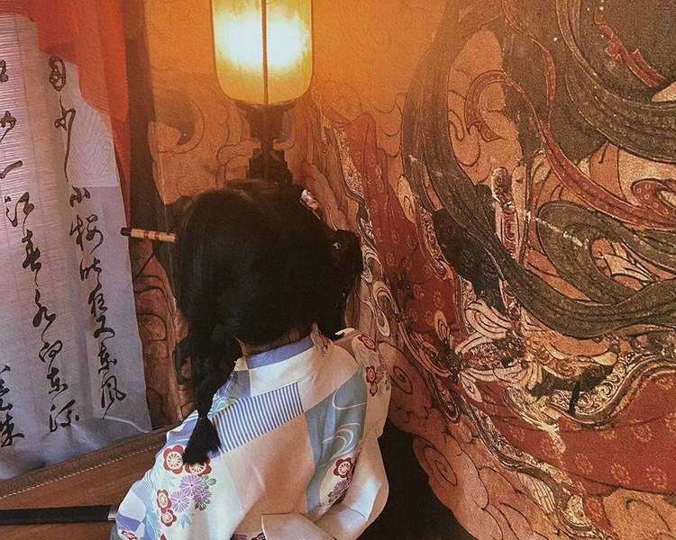 艺人背景图