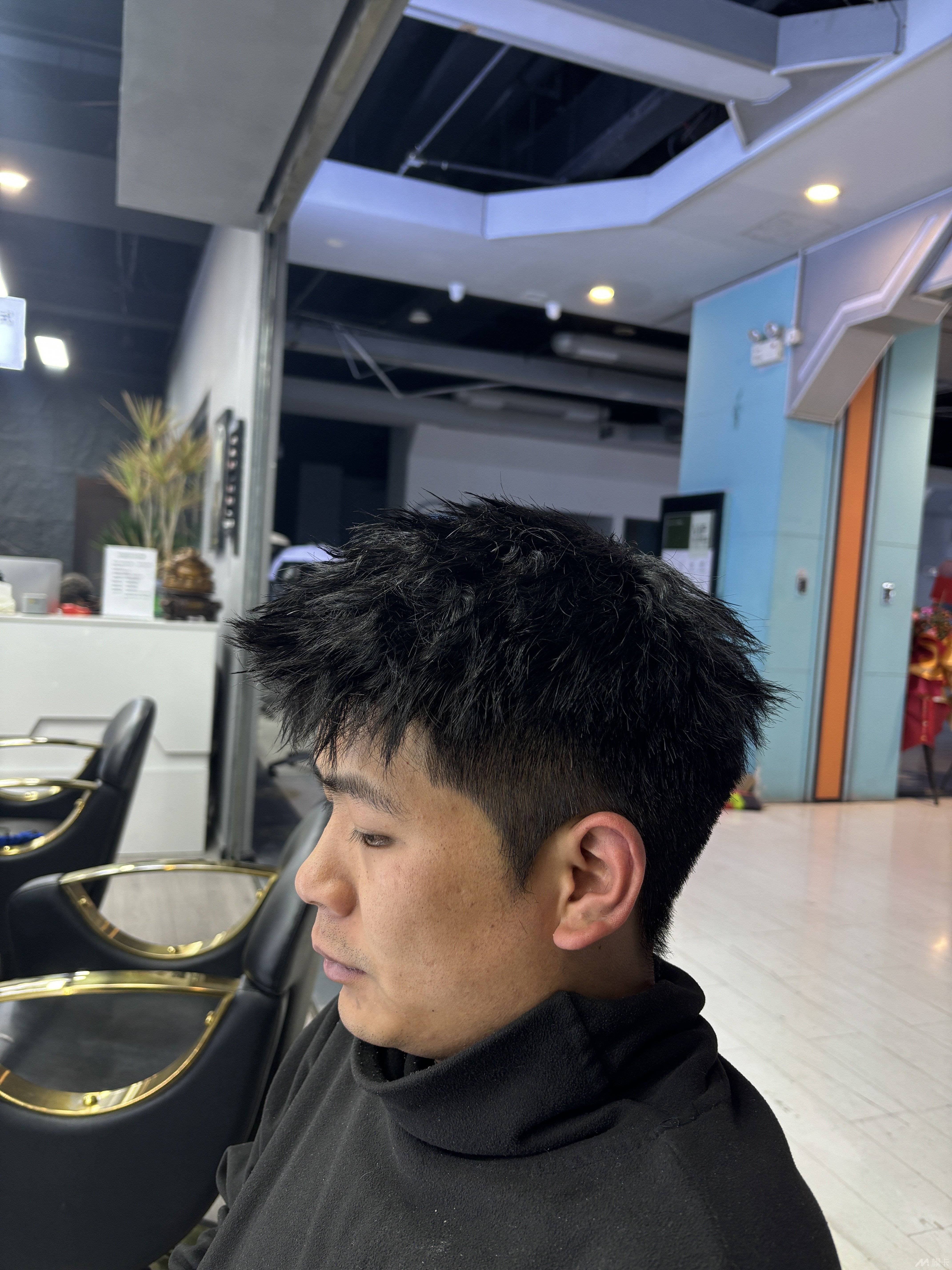 通告图片