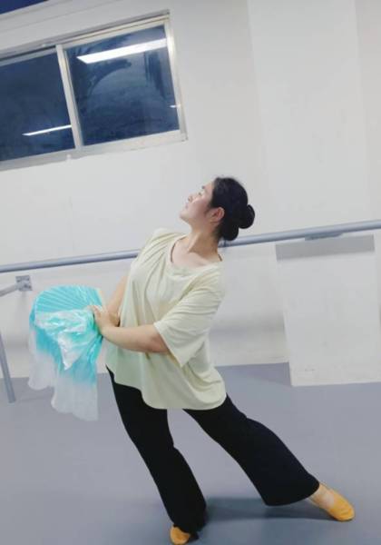 推荐艺人