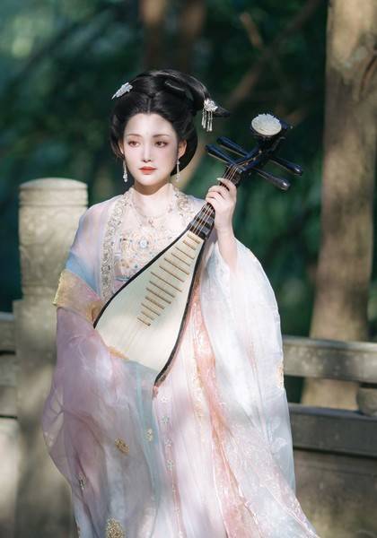 推荐艺人