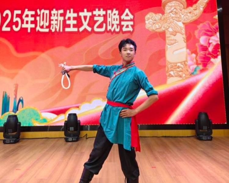艺人背景图