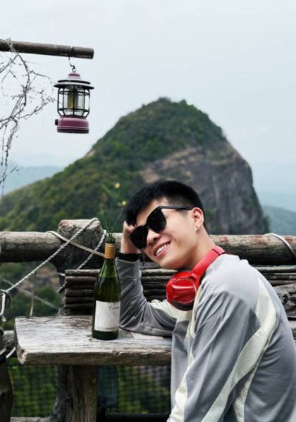推荐艺人