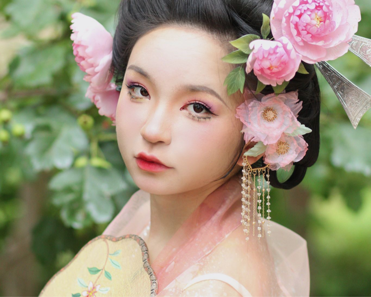 艺人背景图