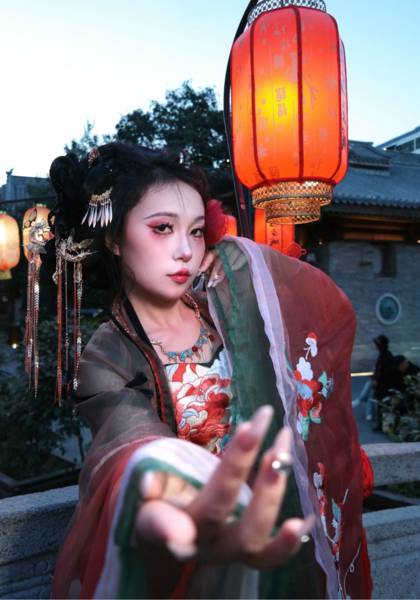 推荐艺人