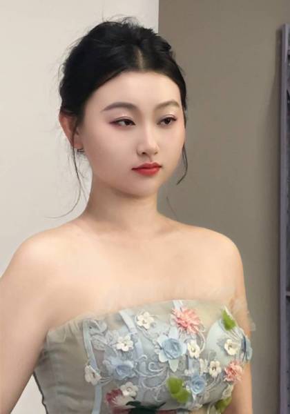 推荐艺人