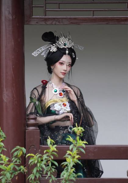 推荐艺人