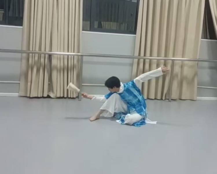 艺人背景图