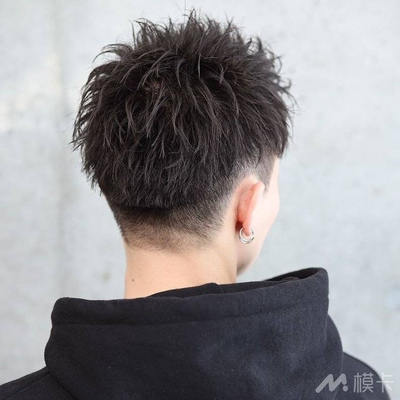 通告图片