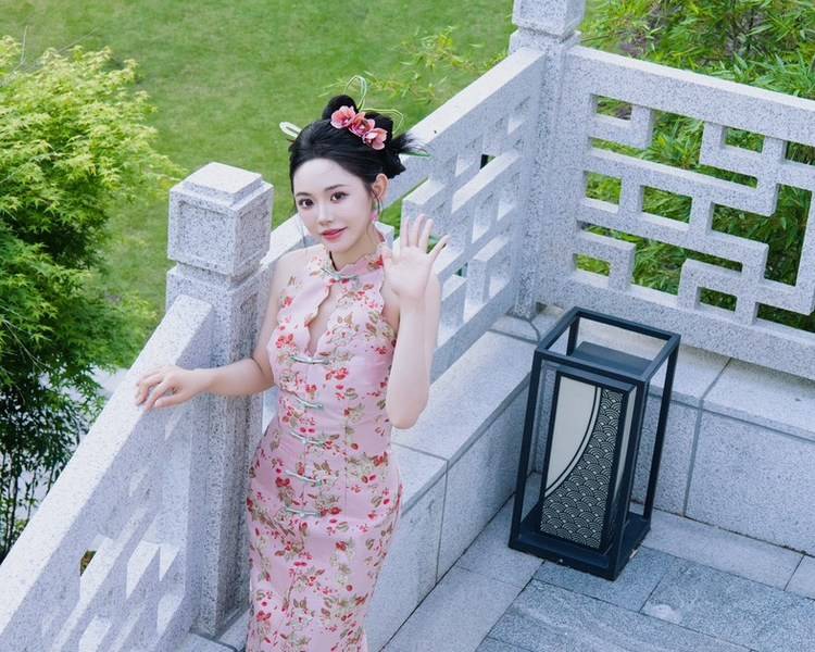 艺人背景图