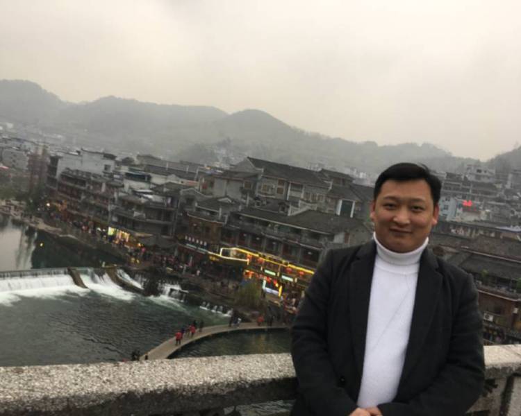 艺人背景图