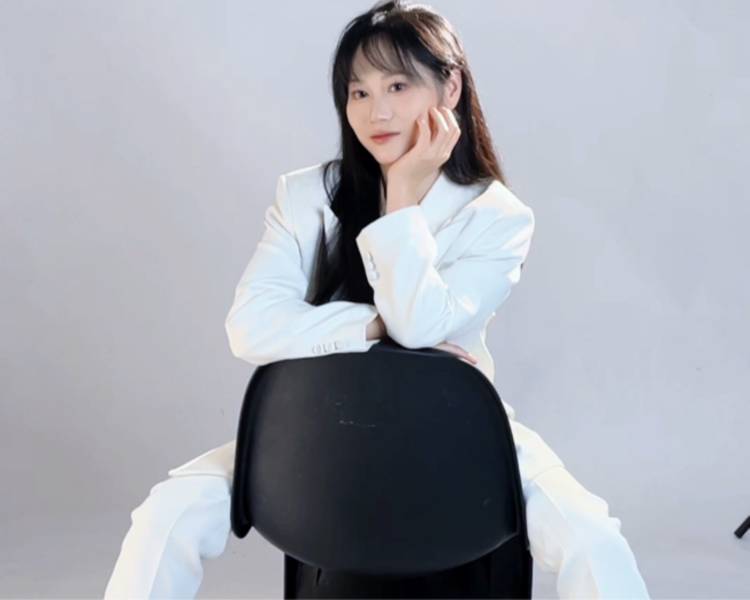 艺人背景图