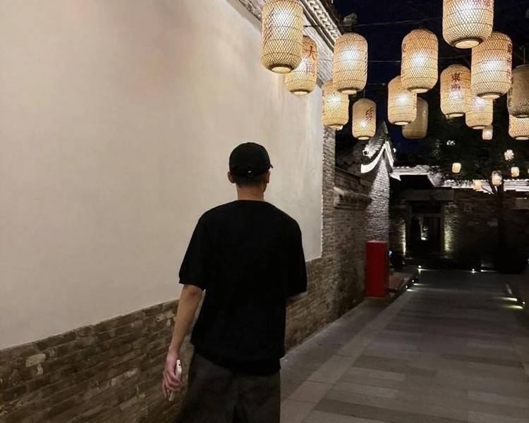 艺人背景图