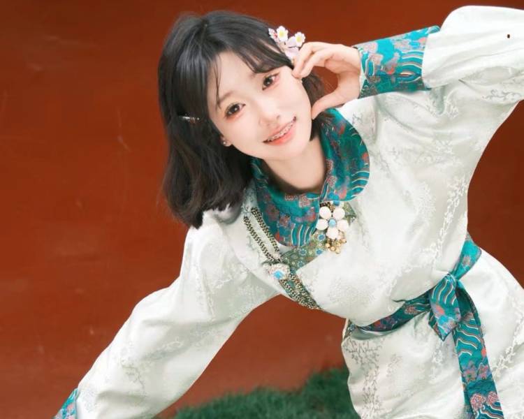 艺人背景图