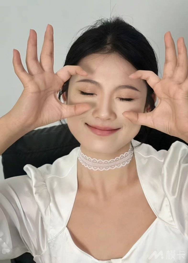 通告图片
