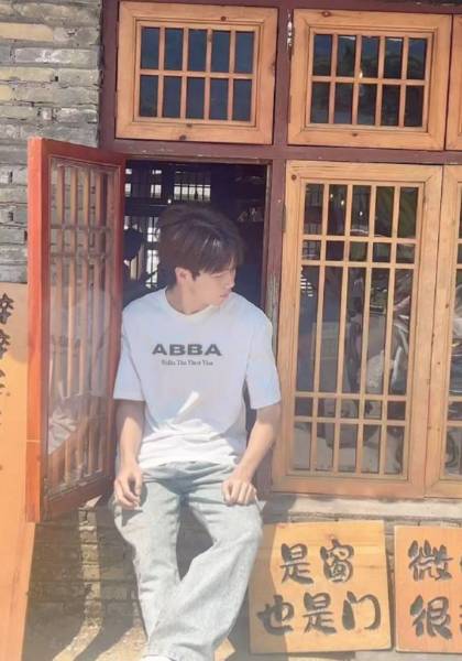推荐艺人