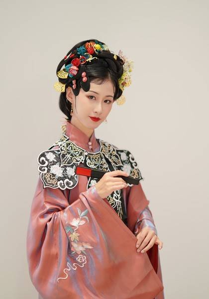 推荐艺人