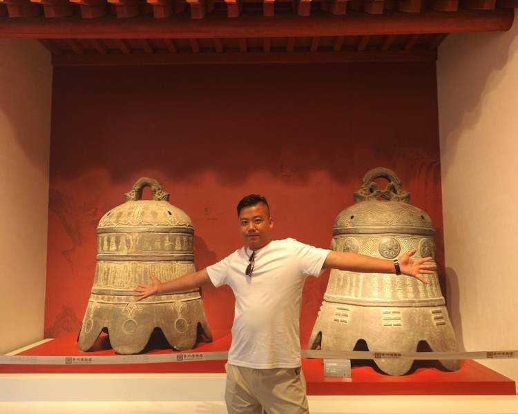 艺人背景图