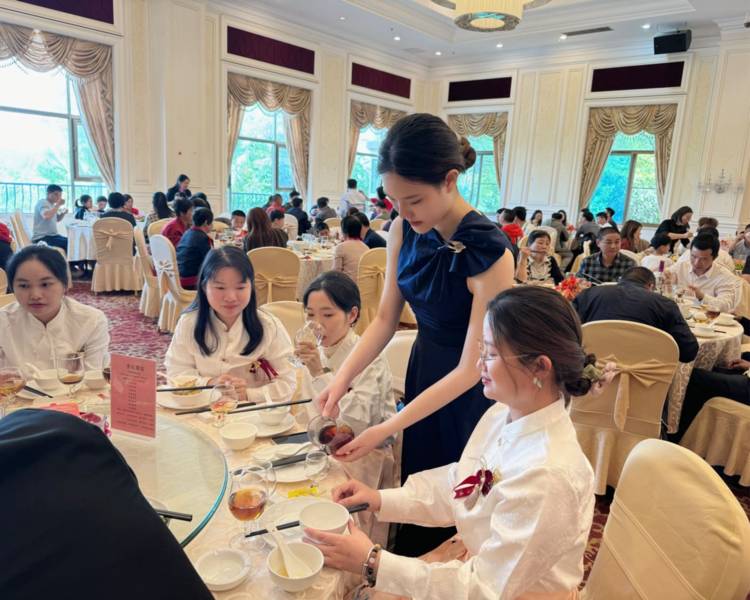 艺人背景图