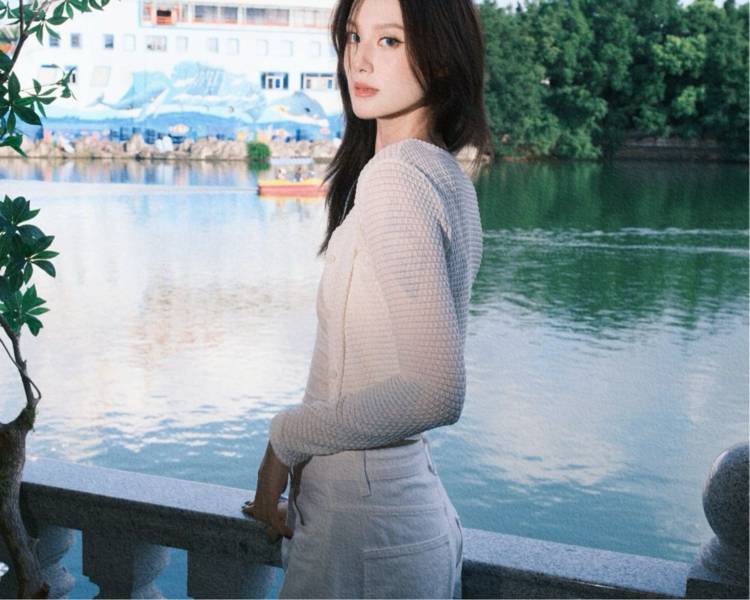 艺人背景图