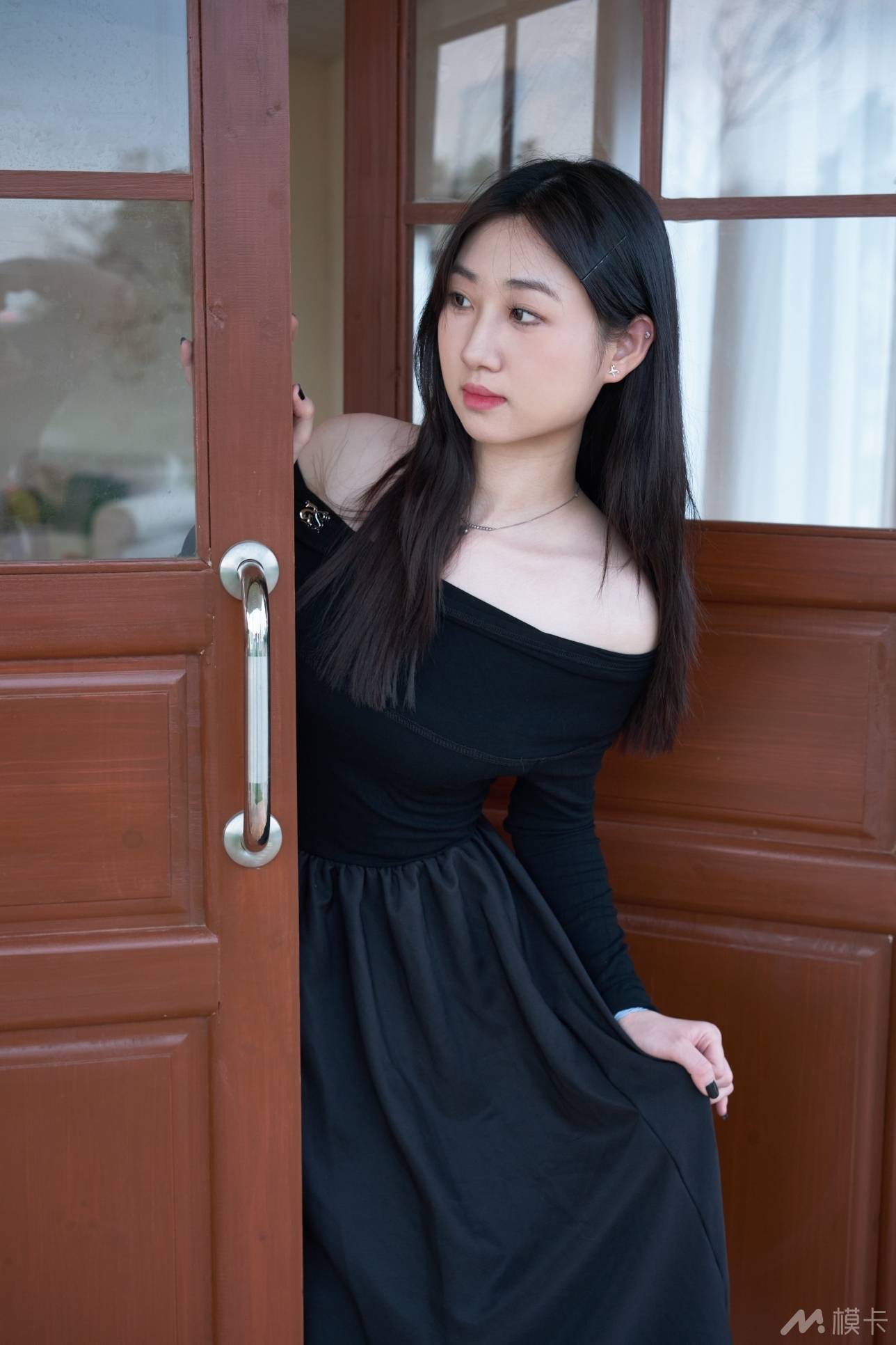 通告图片
