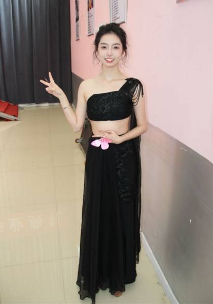 推荐艺人