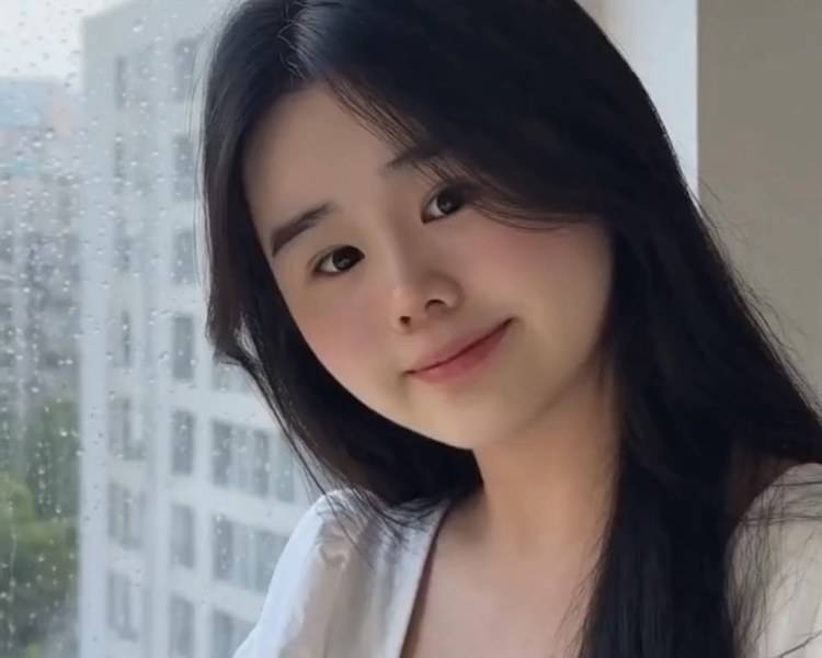 艺人背景图